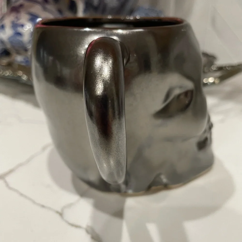 Set of 2 West Elm Skull Mugs Metallic Black Ceramic 19oz Large